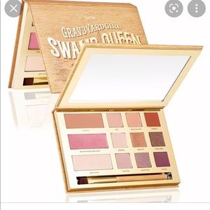 Tarte Cosmetics Graveyard Girl Swamp Queen Eyeshadow Palette.